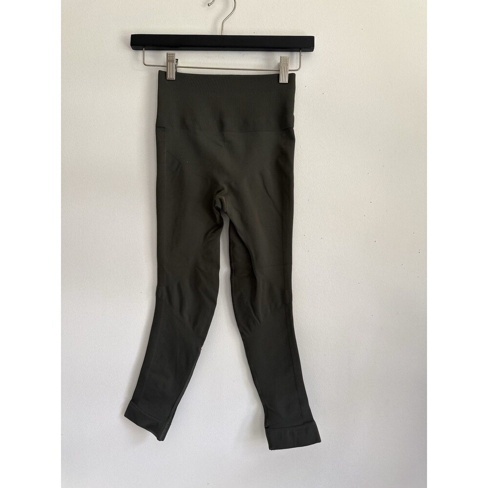 Lululemon Black High Rise Crop Leggings Approx Size 4 Ribbed Waist Yoga Pants